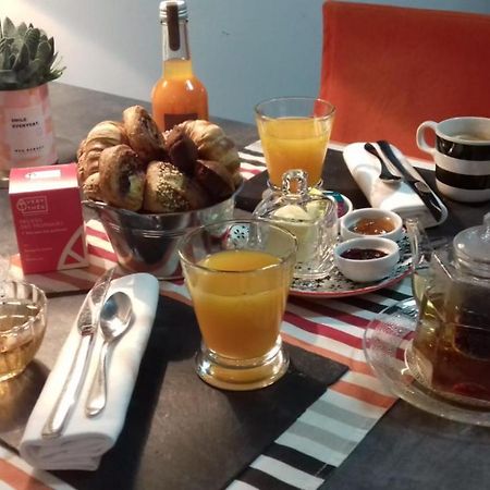 B&B Au Moulin De Riottier Jayat Екстер'єр фото
